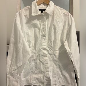 Banana Republic White Button-Up Shirt